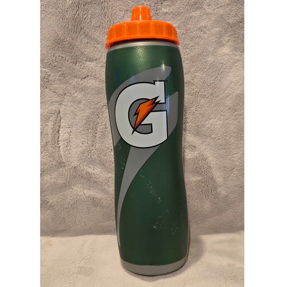 Gatorade Squeeze‎ 32oz Plastic Water Bottle - Green - Picture 2 of 4